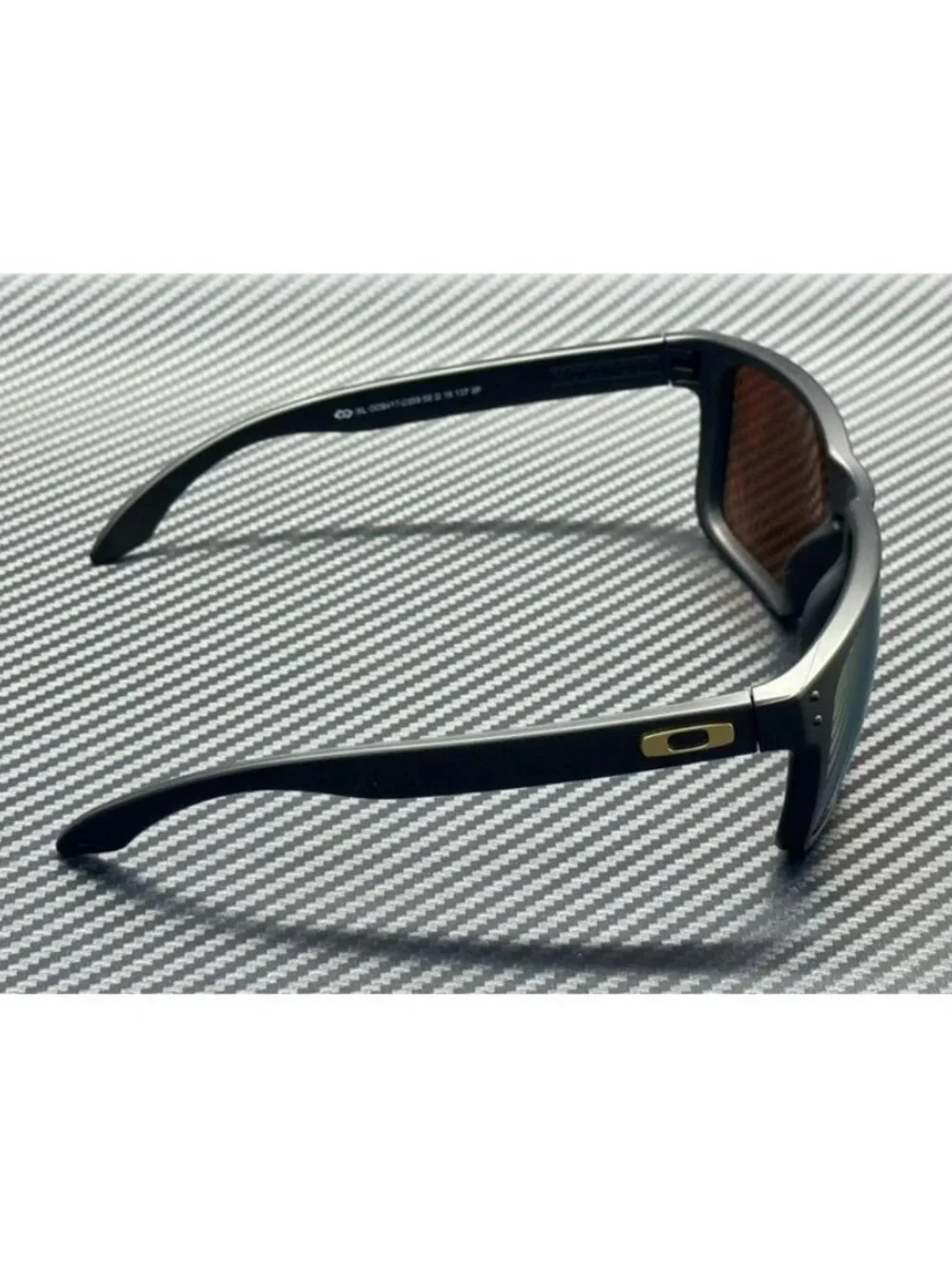 New Oakley Men  Sunglasses --